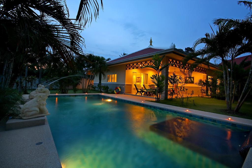 Thai Thani Pool Villa Resort Pantai Jomtien Bilik gambar