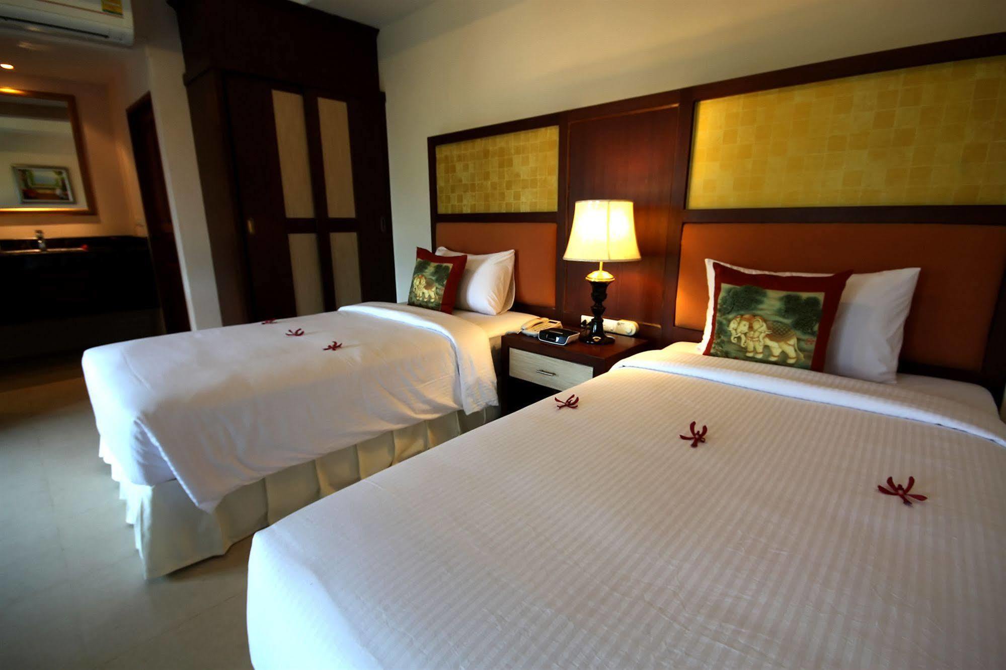 Thai Thani Pool Villa Resort Pantai Jomtien Luaran gambar