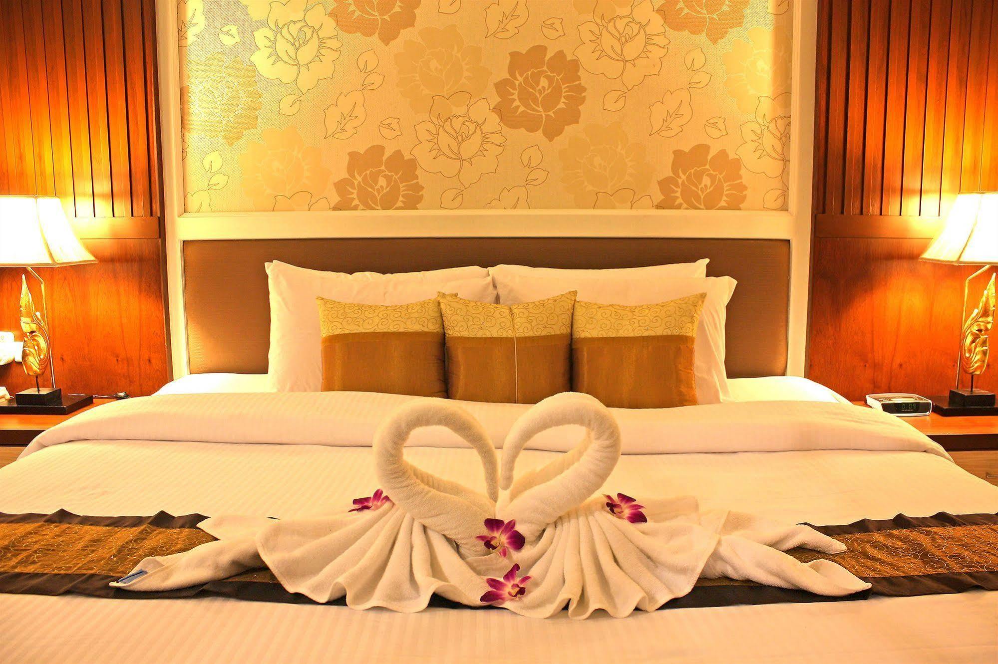 Thai Thani Pool Villa Resort Pantai Jomtien Luaran gambar