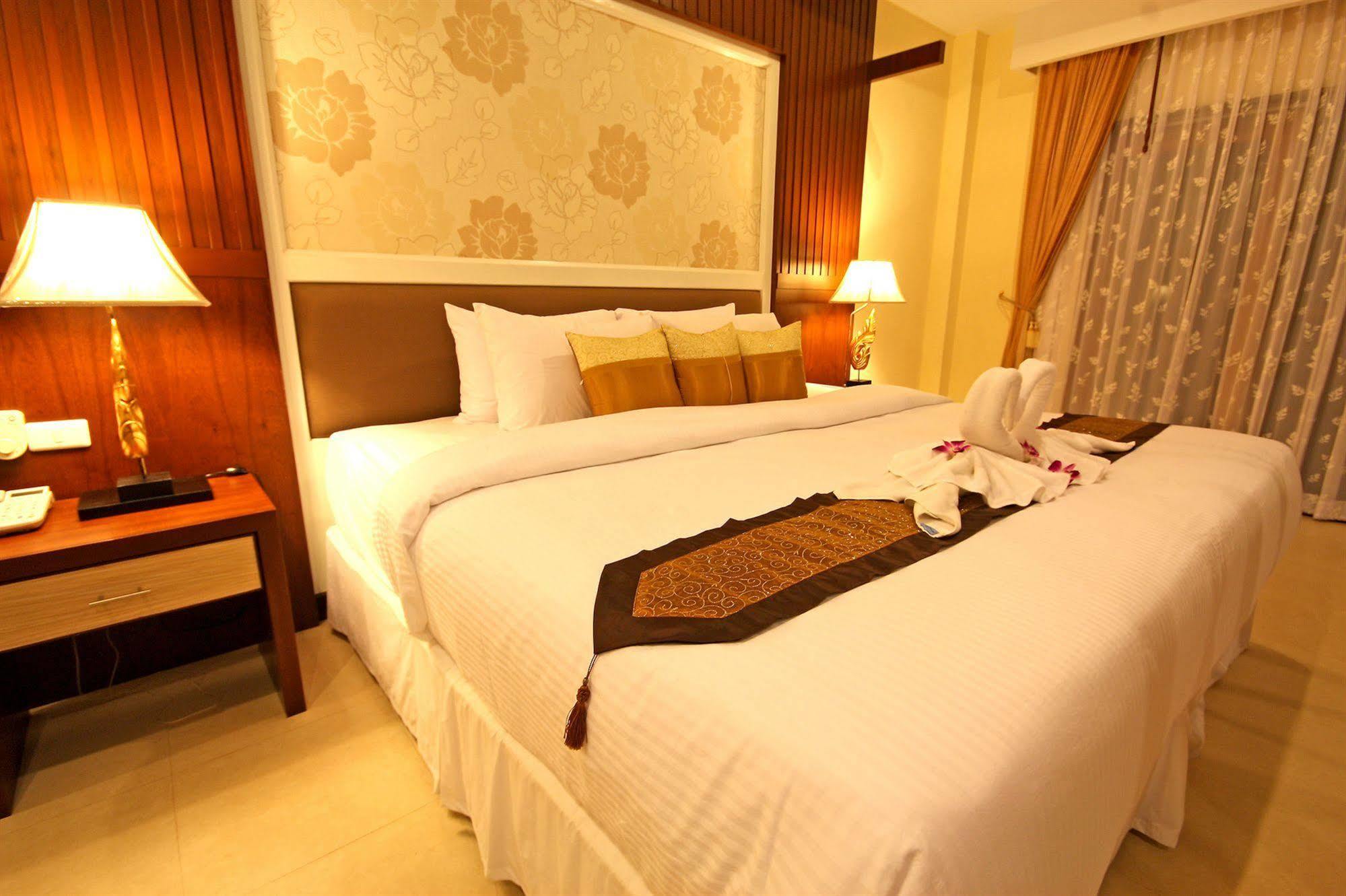 Thai Thani Pool Villa Resort Pantai Jomtien Luaran gambar