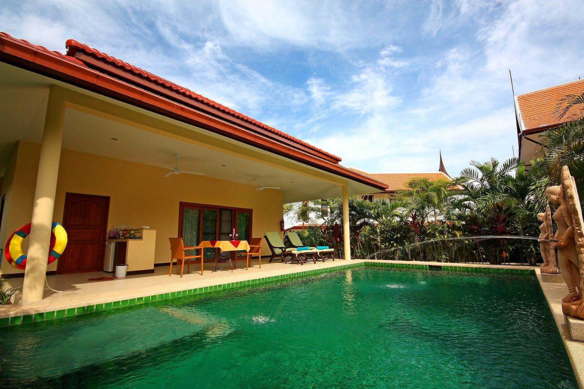 Thai Thani Pool Villa Resort Pantai Jomtien Luaran gambar